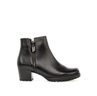 Bottines noires en cuir lisse