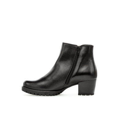 Bottines noires en cuir lisse
