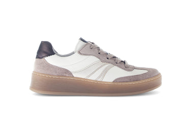 Baskets beiges en cuir lisse