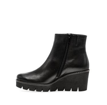 Bottines noires en cuir lisse