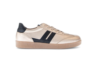 Baskets en cuir lisse