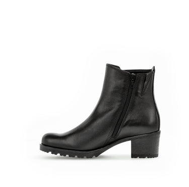 Bottines noires en cuir lisse