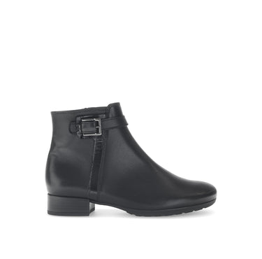 Bottines noires en cuir lisse