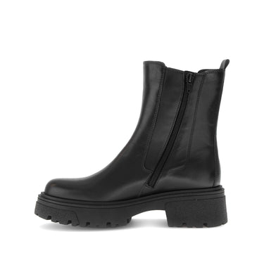 Bottines noires en cuir lisse