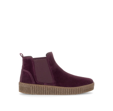 Bottines rouges en cuir velours