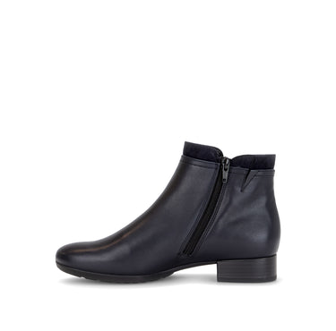Bottines bleues en cuirs combinés
