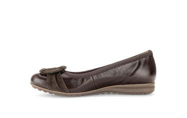 Ballerines marron en cuirs combinés