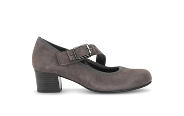 Escarpins beiges en cuir velours