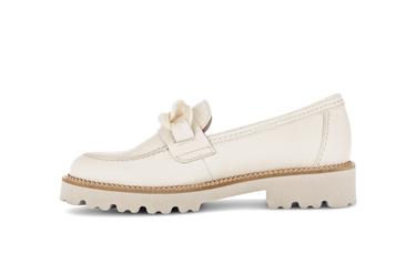 Mocassins blancs en cuir