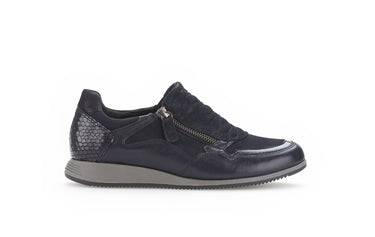 Baskets bleu marine en combinaison cuirs