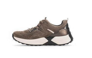 Baskets taupe en cuir