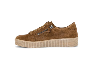 Baskets beiges en cuir velours