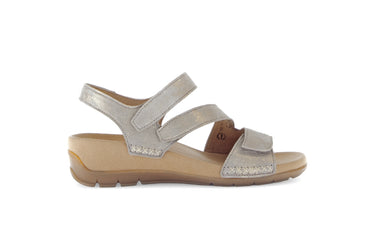 Sandales dorées en cuir métallisé