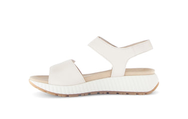 Sandales beiges en cuir imprimé