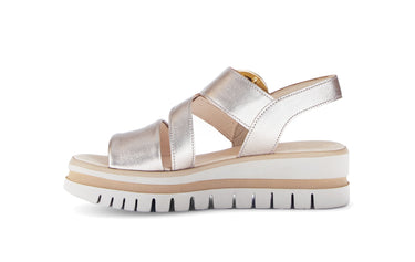 Sandales dorées en cuir métallisé