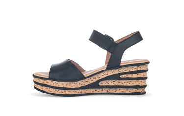 Sandales noires en cuir lisse