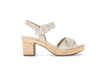 Sandales beiges en cuir velours