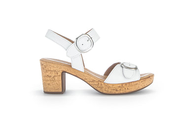 Sandales blanches en cuir lisse