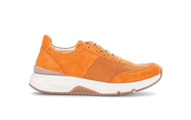 Baskets oranges en cuir