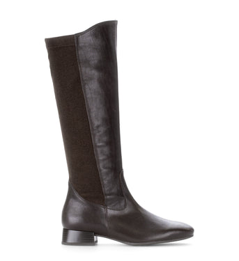 Bottes marron en cuir