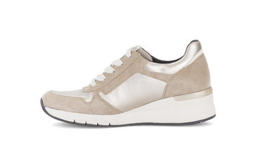 Baskets beiges en cuir