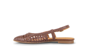 Escarpins brides arrière marron en cuir tressé
