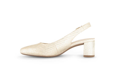 Escarpins à bride arrière dorées en cuir tressé