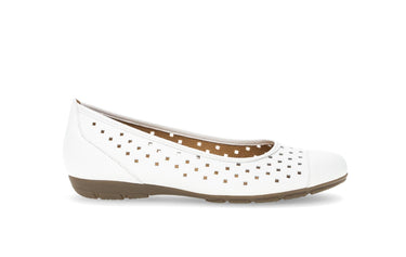 Ballerines perforées blanches en cuir