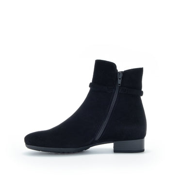 Bottines noires en suède